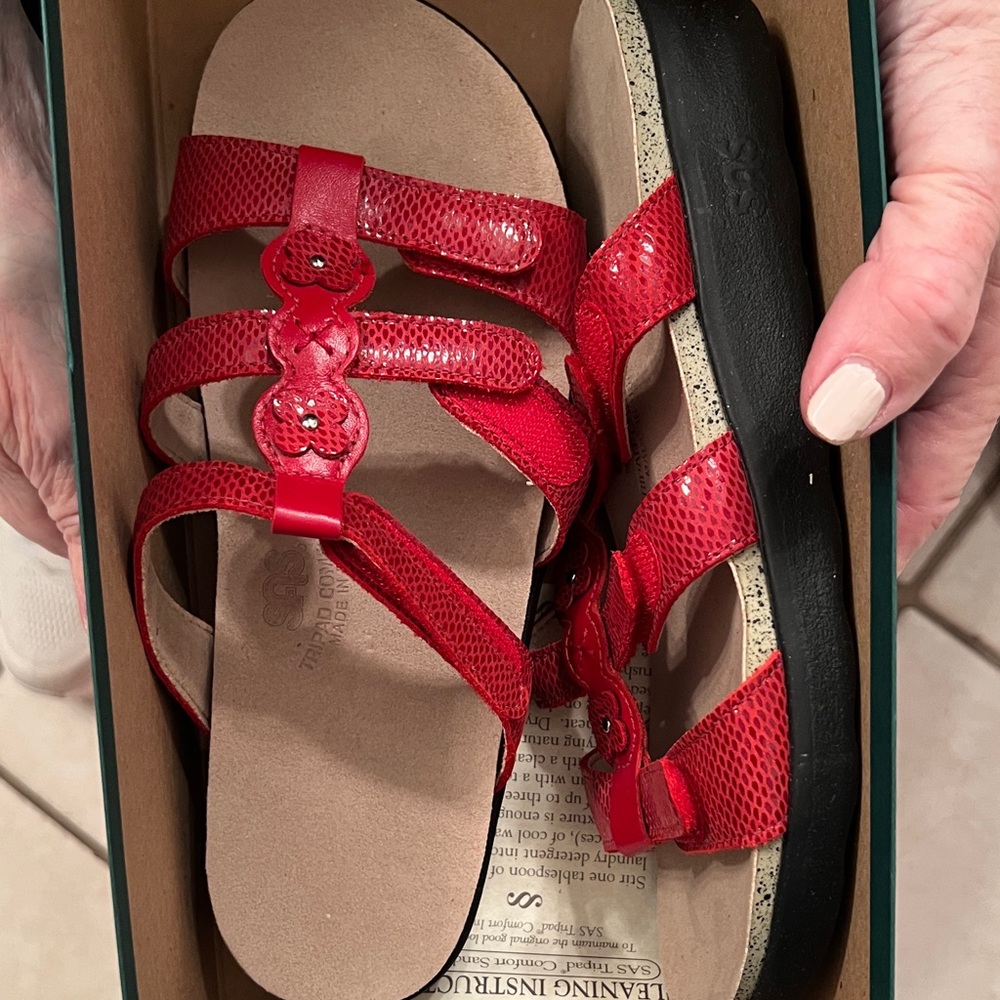 SAS Vibrant Red Women's Sandals